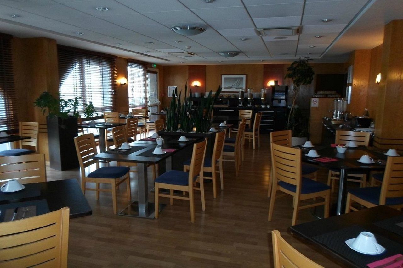 Escale Oceania Vannes Centre Exterior photo